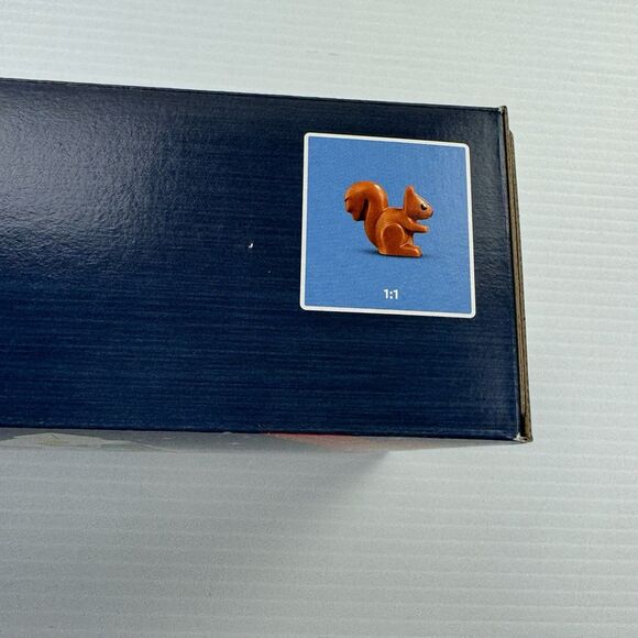 LEGO: Winter Elves Scene 40564 Limited Edition Holiday Set Christmas - Picture 8 of 12